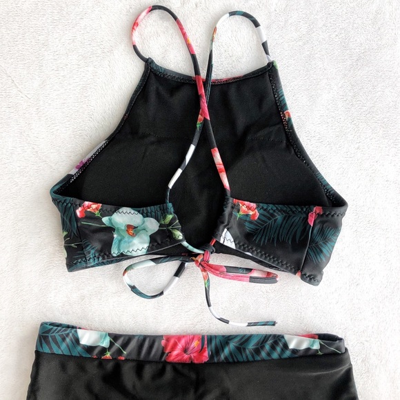 Two Piece Floral High Waisted Halter Bikini Set - Picture 2 of 4
